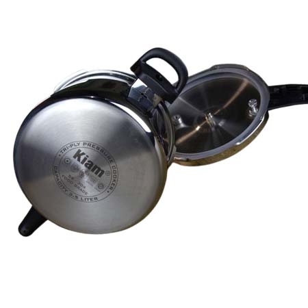 Stainless Steel Triply Pressure Cooker 3.5Ltr | Kiam - Image 3